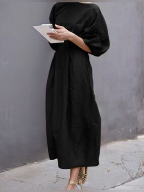 NWT UOOZEE Half Sleeve Loose Black Round Neck and Puff Sleeves Size Medium